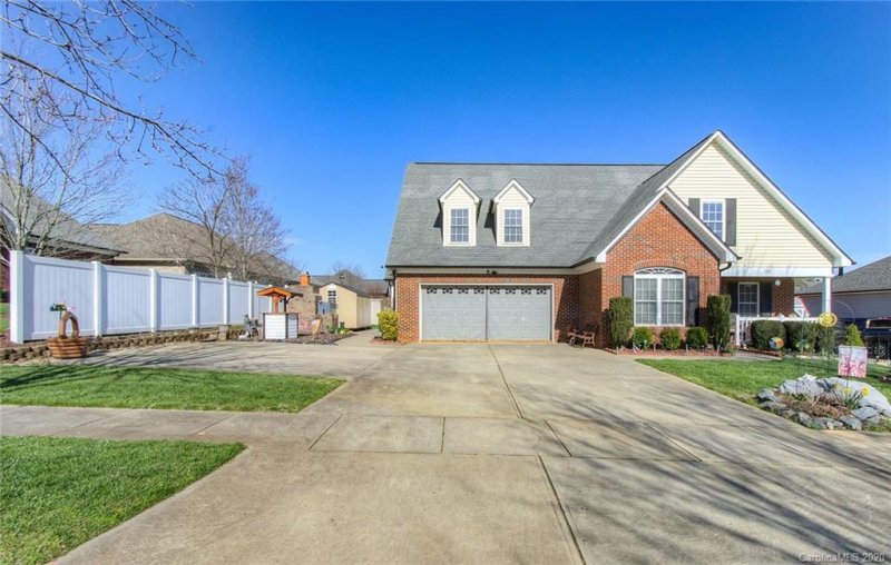 Property image 2 at 308 Wendover Drive, Locust, NC 28097