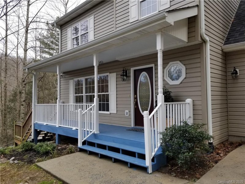 Property image 3 at 790 Zelda Court, Hendersonville, NC 28792