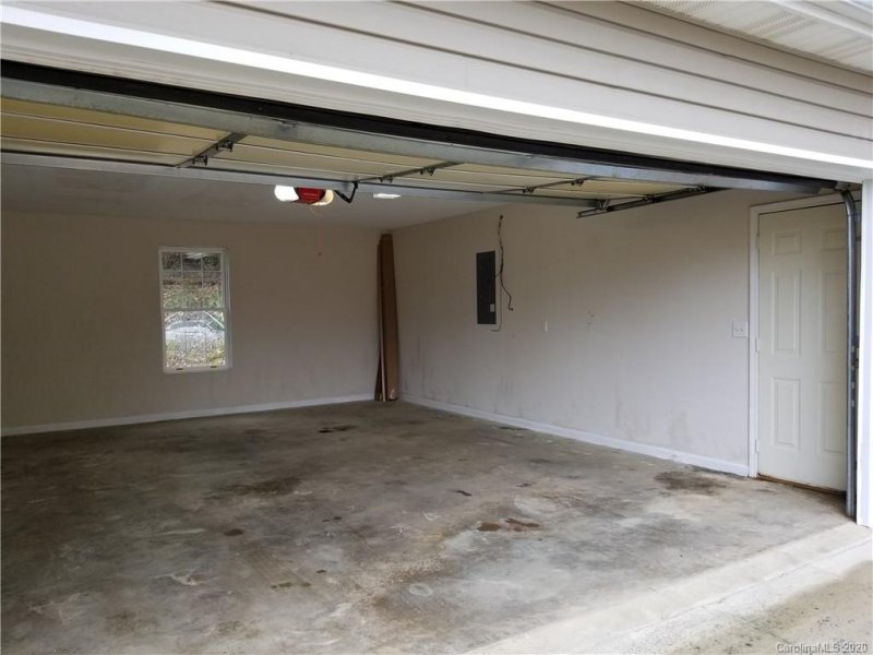 Property image 5 at 790 Zelda Court, Hendersonville, NC 28792