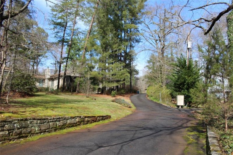 Property image 3 at 93 Diamond Ridge Lane, Columbus, NC 28722