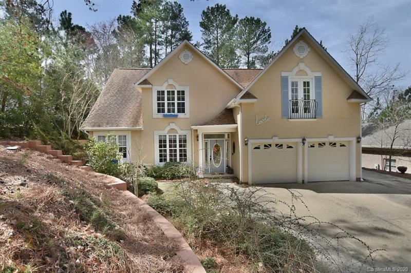 11069 Deep Cove Drive