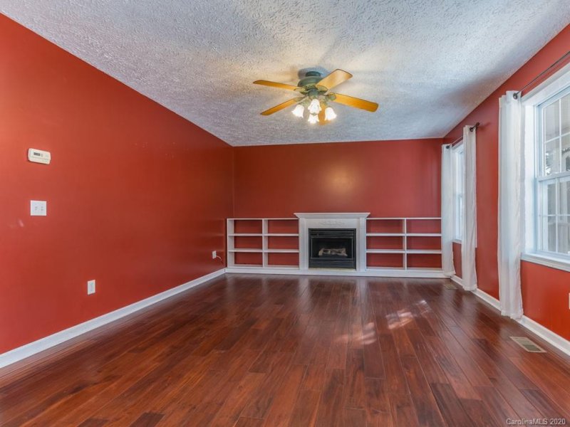 Property image 3 at 34 Pottery Terrace Trail, Flat Rock, NC 28731