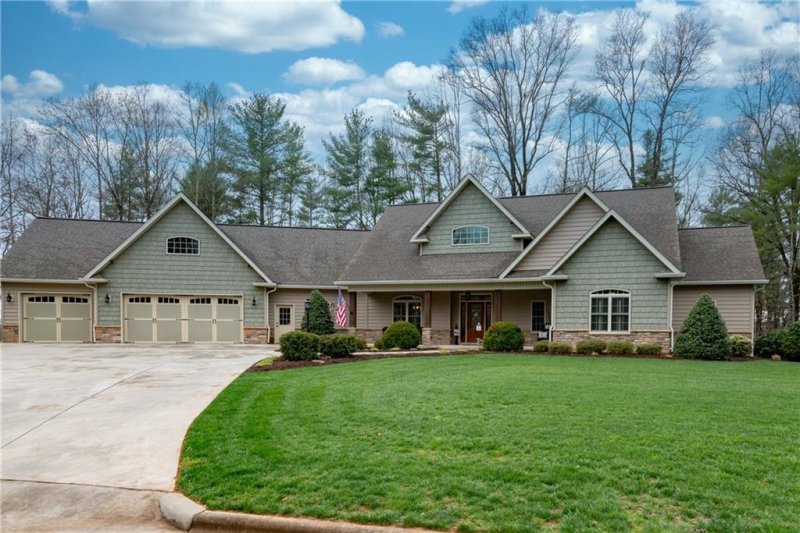 Property image 5 at 1319 Prince William Drive, Lenoir, NC 28645