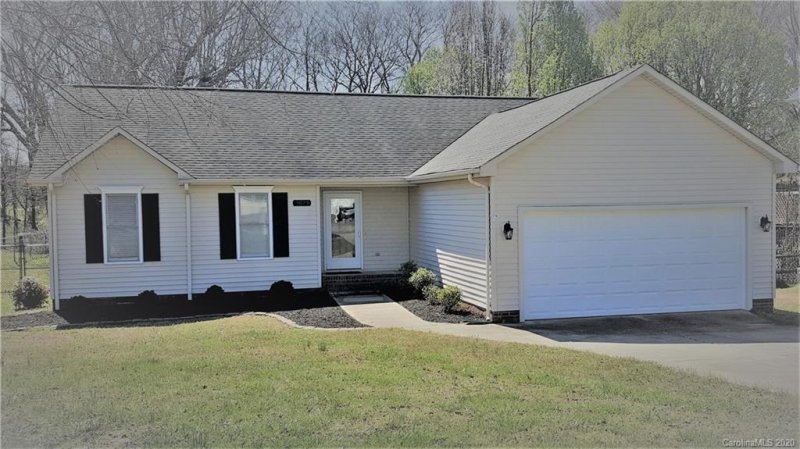 3625 Farm Lake Drive