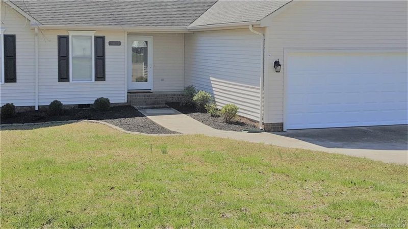 Property image 2 at 3625 Farm Lake Drive, Concord, NC 28027