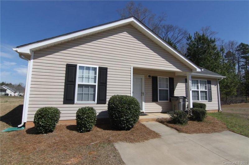 Property image 2 at 2308 Gelsinger Avenue, Bessemer City, NC 28016