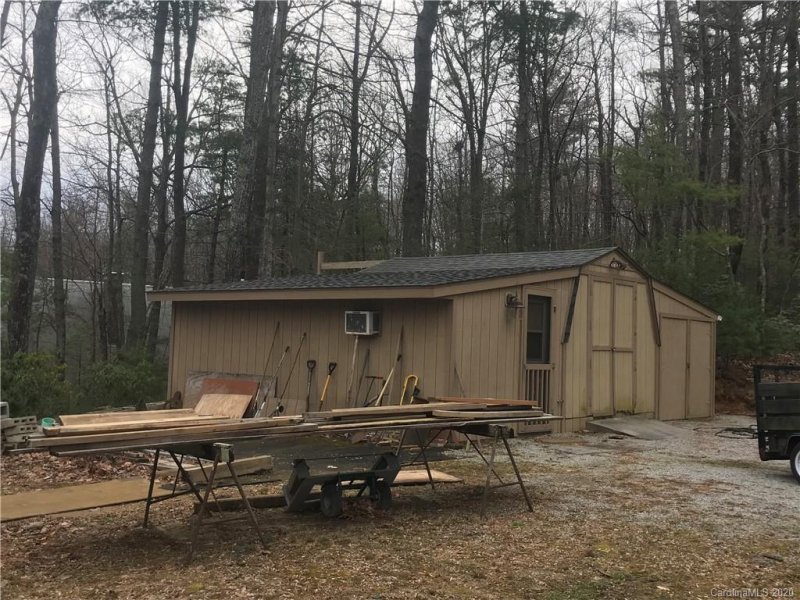 Property image 5 at 9 Tanglewood Lane, Saluda, NC 28773