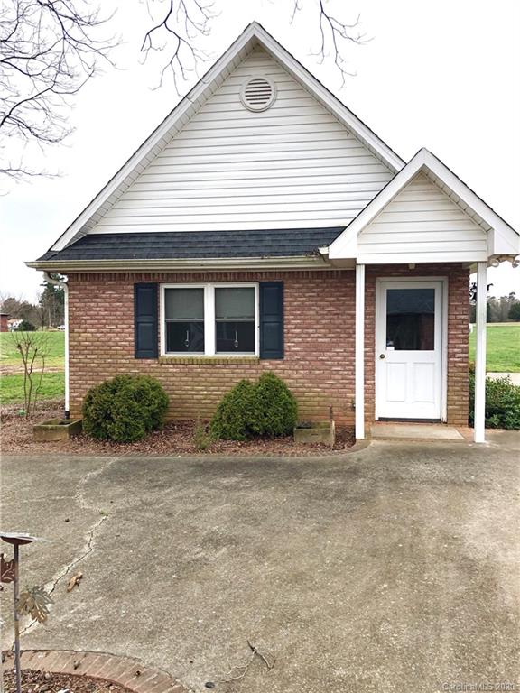 Property image 3 at 1011 Walnut Springs Court, Dallas, NC 28034