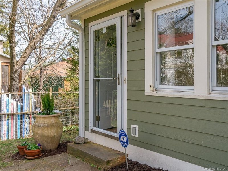 Property image 4 at 105 Madison Avenue, Asheville, NC 28801