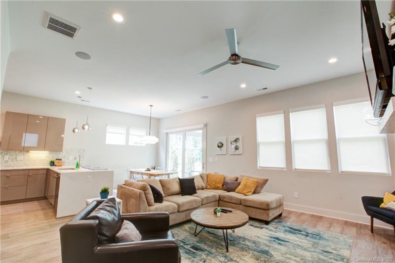 Property image 5 at 4139 Merlane Drive, Charlotte, NC 28206