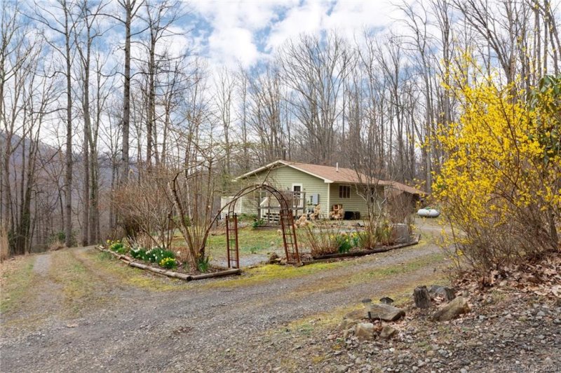 Property image 3 at 84 Bryant Road, Swannanoa, NC 28778