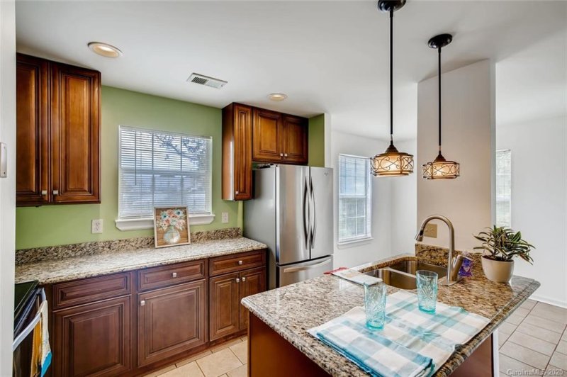 Property image 3 at 8115 Tremaine Court, Charlotte, NC 28227