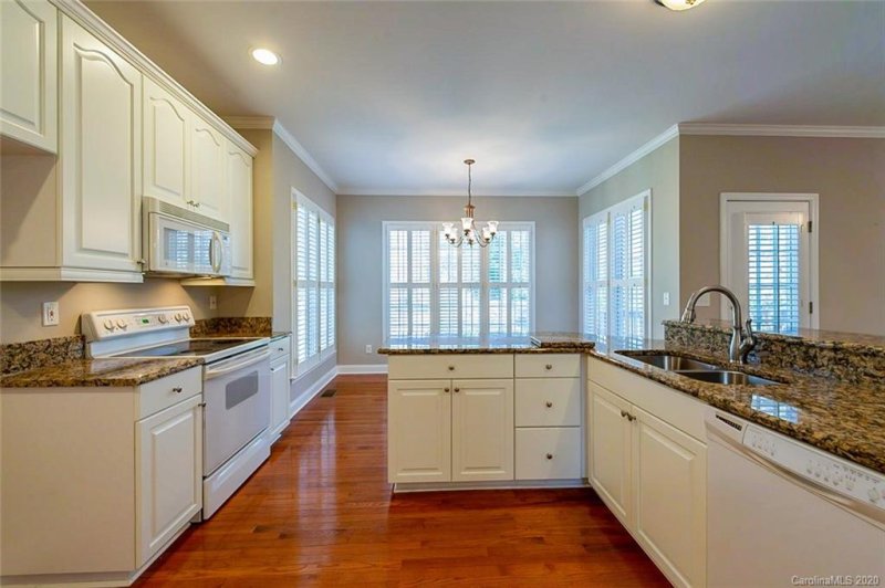 Property image 2 at 316 Stoney Ridge Court, Rock Hill, SC 29732