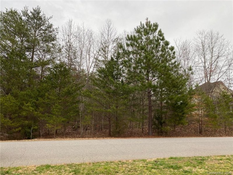 Property image 4 at 3260 Stonemill Path, Sherrills Ford, NC 28673