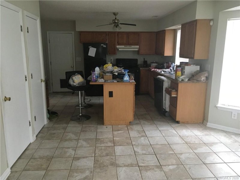 Property image 4 at 5307 Grenelefe Village Road, Charlotte, NC 28269