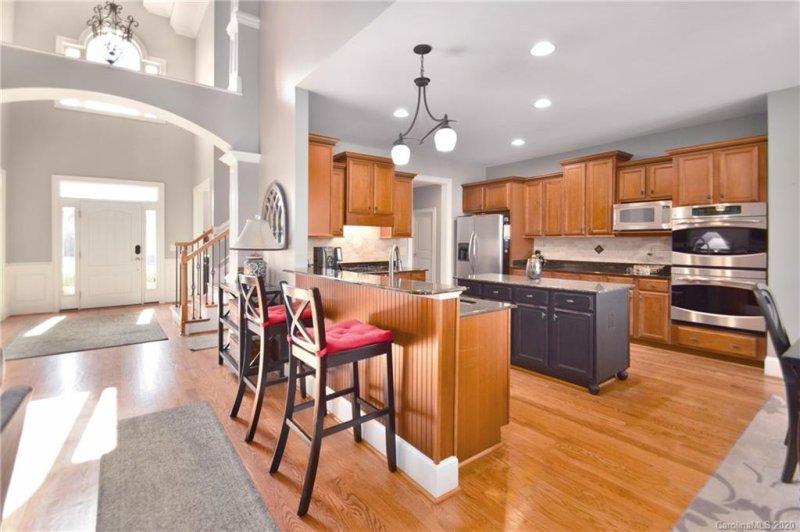 Property image 2 at 820 Abilene Lane, Fort Mill, SC 29715