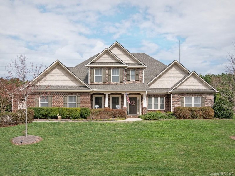 2037 Gloucester Street