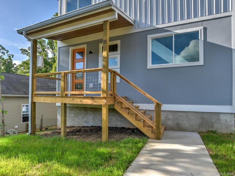 Property image 3 at 21 Wilmington Street, Asheville, NC 28806