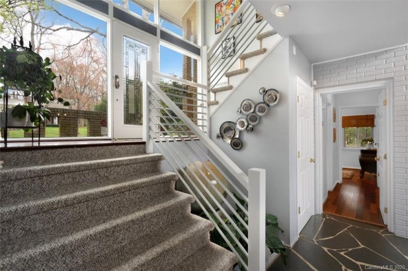 Property image 4 at 324 Canyon Trail, Charlotte, NC 28270