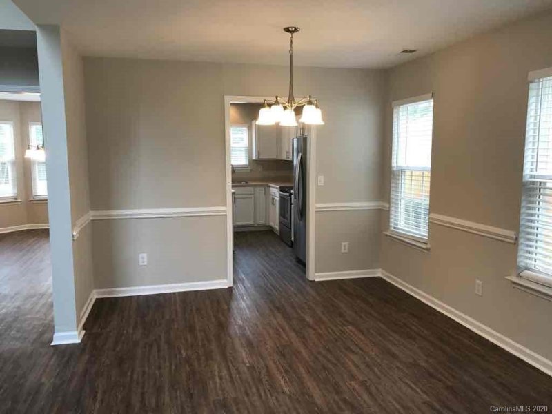 Property image 4 at 5507 Kiev Drive, Charlotte, NC 28216