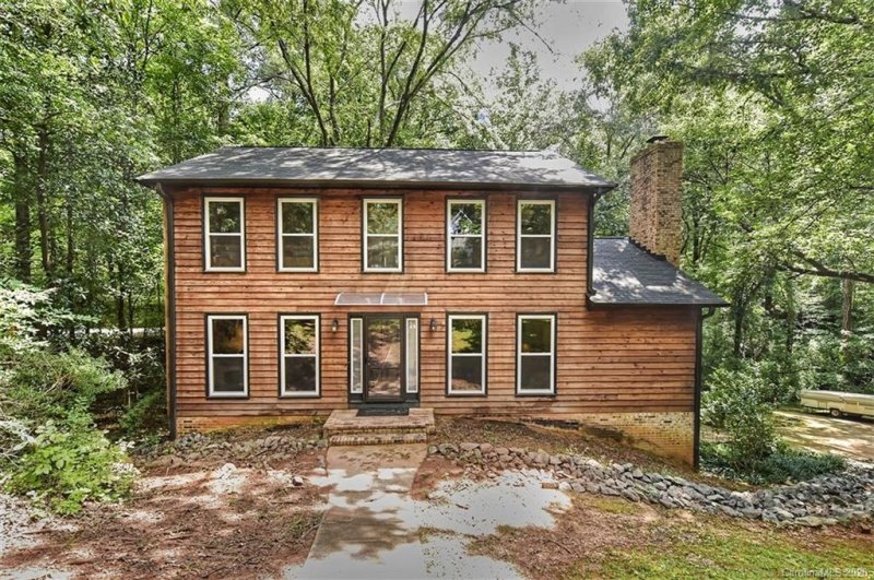 1137 Blossom Terrace