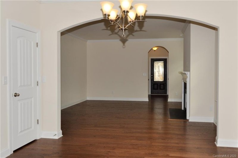 Property image 5 at 209 Aztec Circle, Mooresville, NC 28117