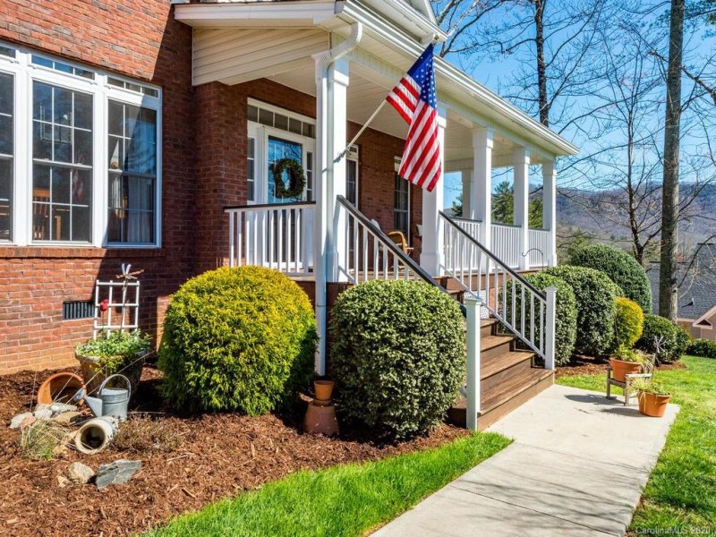 Property image 2 at 150 Kanuga Forest Drive, Hendersonville, NC 28739