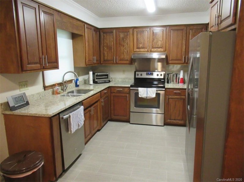 Property image 4 at 627 Blossom Hill Road, Lincolnton, NC 28092