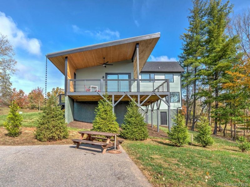 Property image 2 at 8 Malvern Walk, Asheville, NC 28806