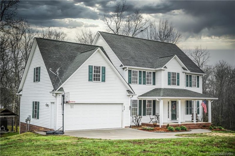 Property image 2 at 214 N Kayla Drive, Salisbury, NC 28146