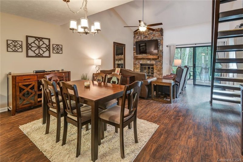 Property image 3 at 227 Juniper Lane, Hendersonville, NC 28739