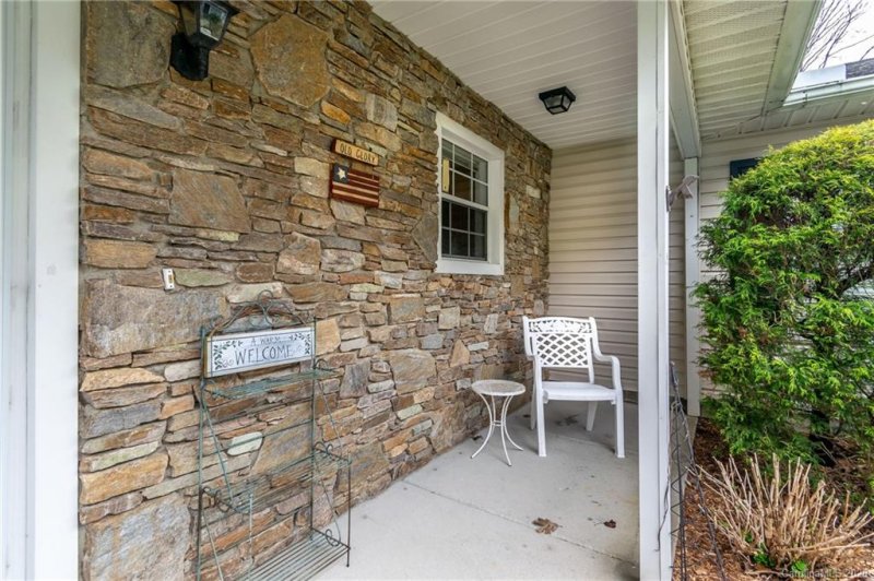 Property image 4 at 655 New Village Drive, Hendersonville, NC 28791
