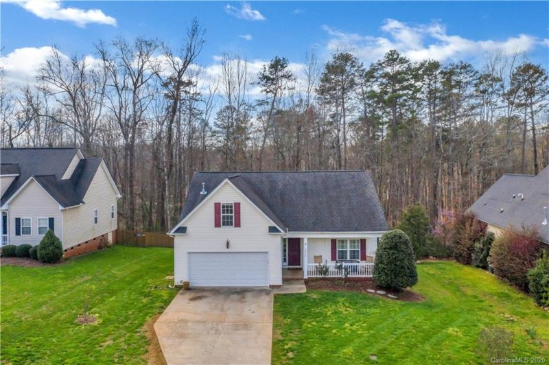 Property image 2 at 4019 River Falls Drive, Lowell, NC 28098