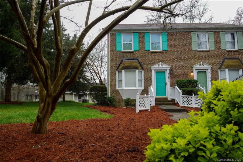 Property image 2 at 5122 Fair Wind Lane, Charlotte, NC 28212