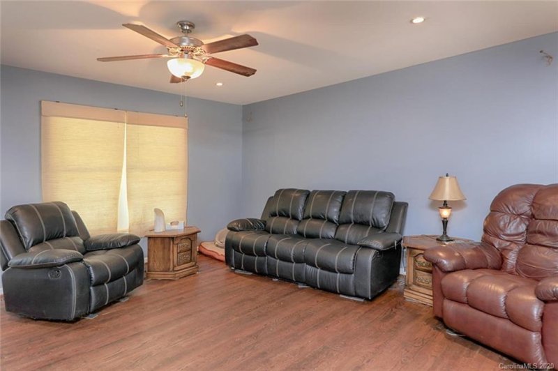 Property image 5 at 515 W Main Street, Maiden, NC 28650