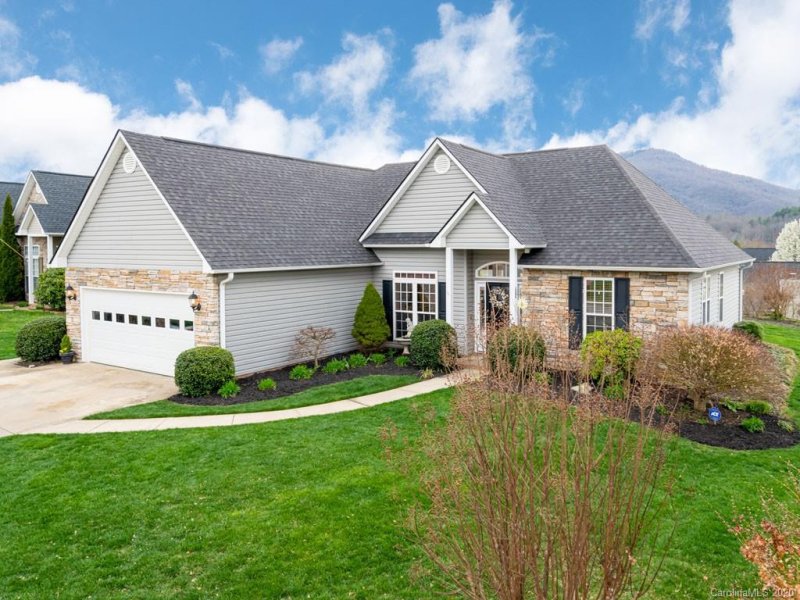 Property image 2 at 50 Dove Hollow Road, Fletcher, NC 28732