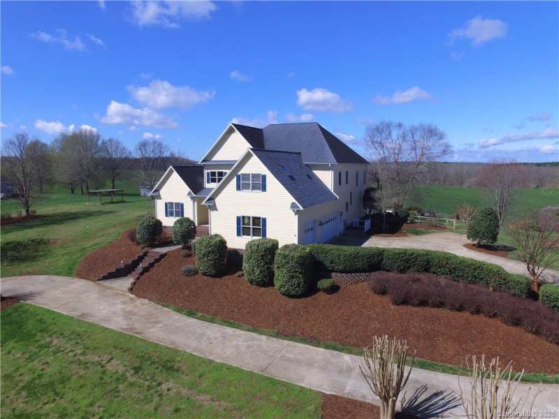 Property image 2 at 123 Renaissance Place, Statesville, NC 28625