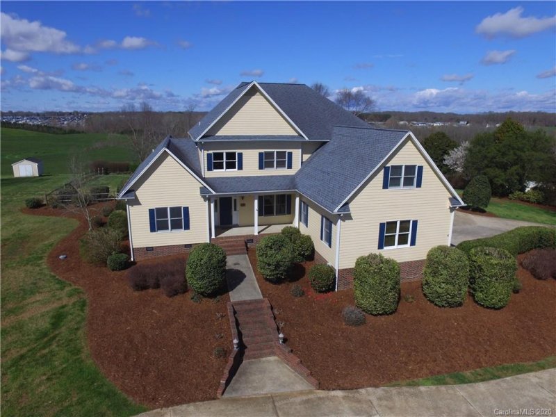 Property image 3 at 123 Renaissance Place, Statesville, NC 28625