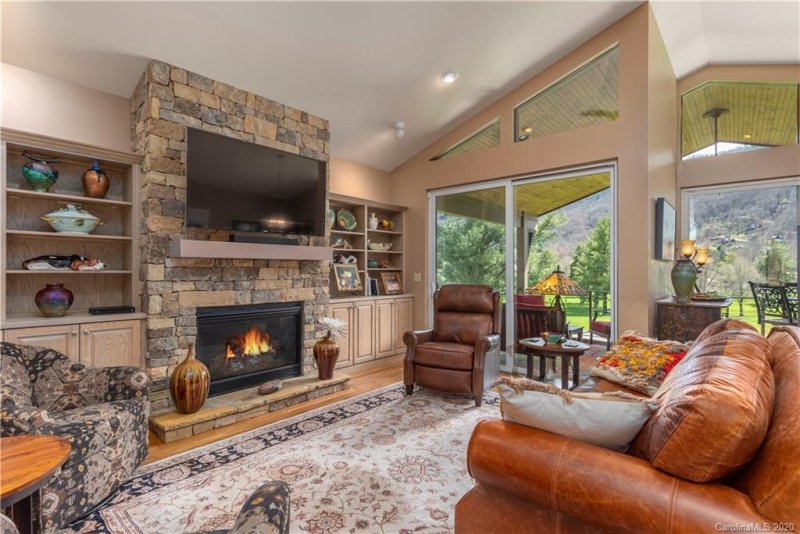 Property image 5 at 220 Alexander Drive, Maggie Valley, NC 28751