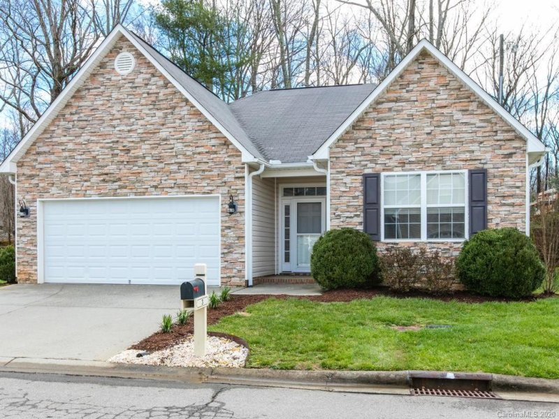 Property image 2 at 3 Briar Creek Way, Arden, NC 28704