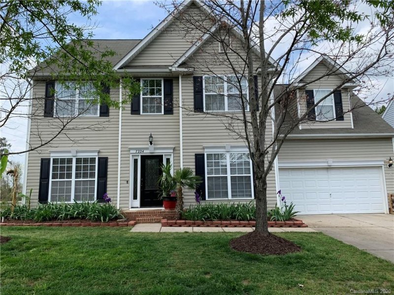 7224 Cascading Pines Drive