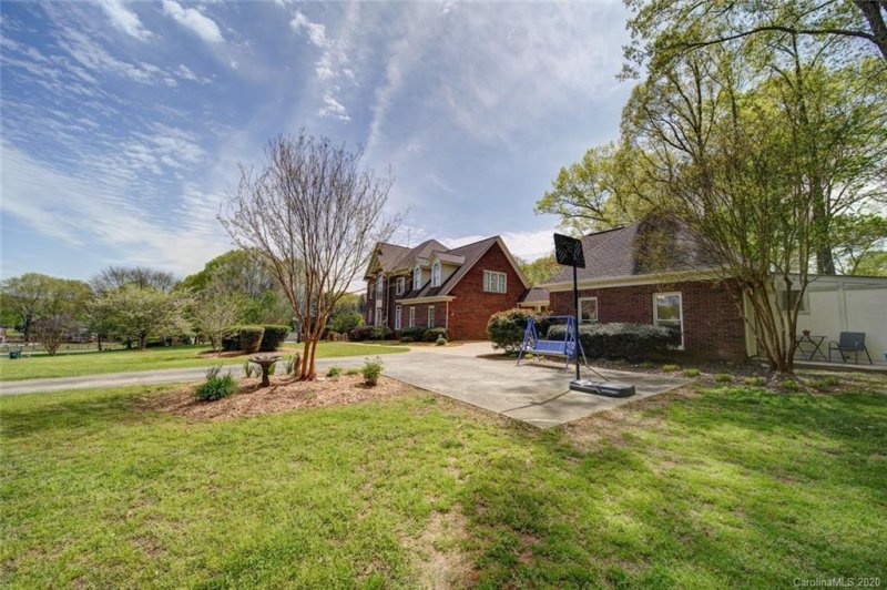 Property image 3 at 7037 High Vista Court, Weddington, NC 28104