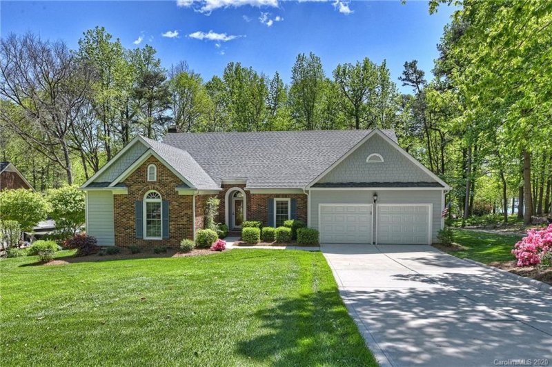 Property image 2 at 131 Wynswept Drive, Mooresville, NC 28117