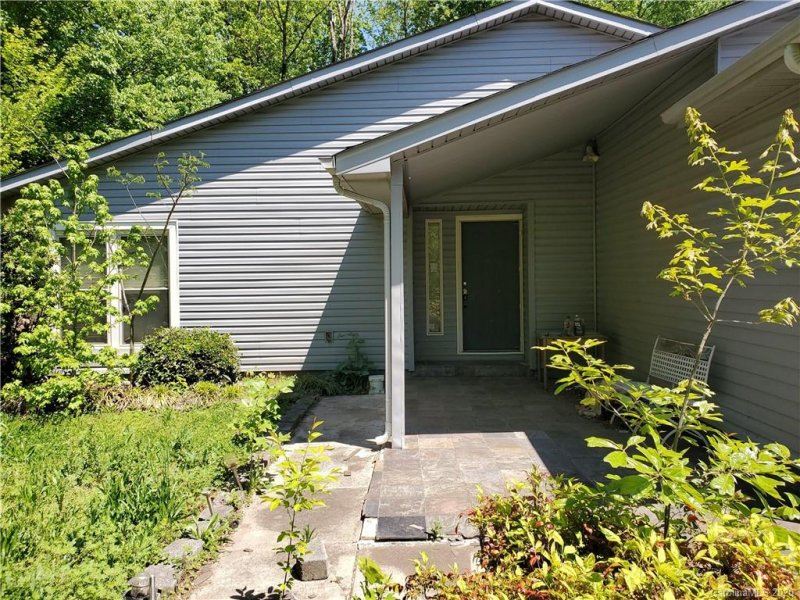 Property image 2 at 7642 Eastbourne Road, Charlotte, NC 28227