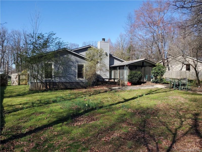 Property image 5 at 7642 Eastbourne Road, Charlotte, NC 28227