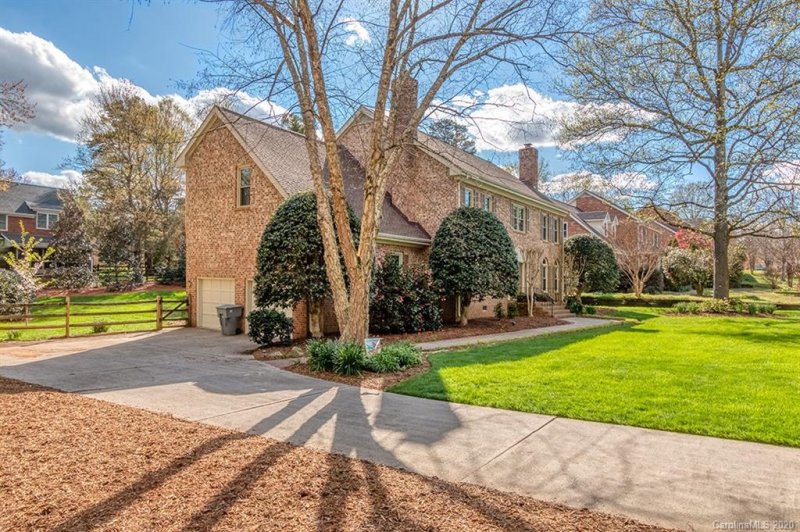 Property image 2 at 2021 Kilmonack Lane, Charlotte, NC 28270