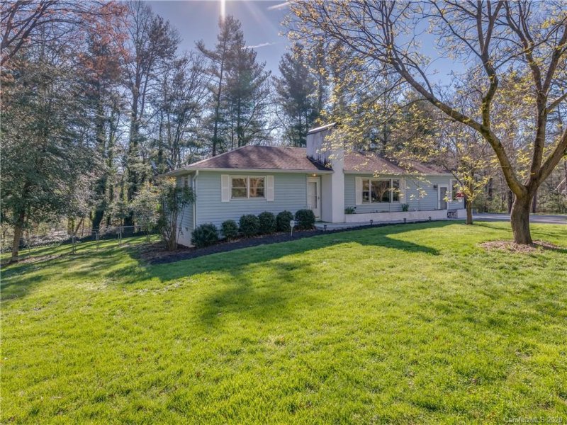 Property image 2 at 280 Crabapple Hill Lane, Hendersonville, NC 28792