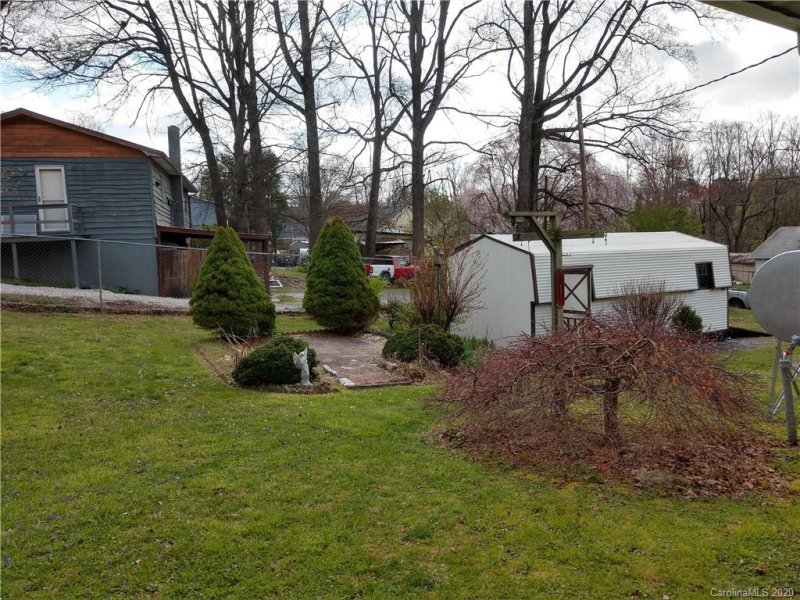 Property image 5 at 830 Hiawassee Avenue, Black Mountain, NC 28711