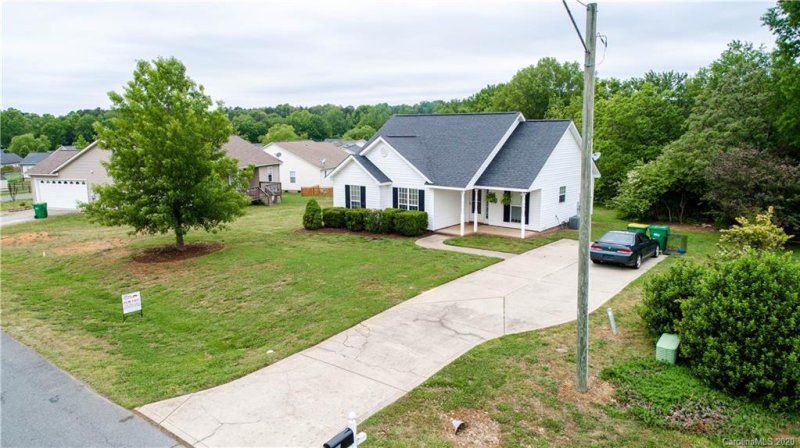 Property image 4 at 644 Faith Street, Oakboro, NC 28129