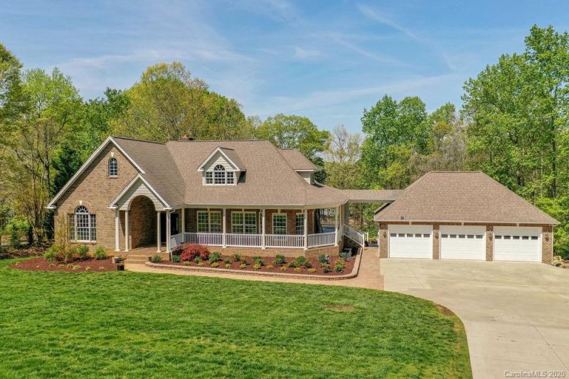 Property image 2 at 182 Windwood Lane, Troutman, NC 28166